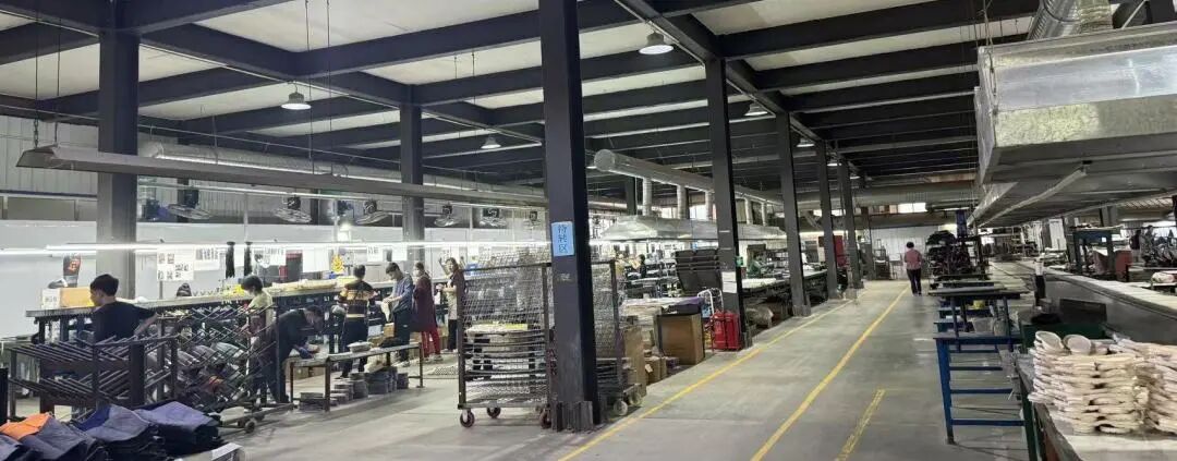 PATCUS на Кантонской ярмарке: запатентованная обувь из натурального латекса открывает новый «голубой океан» глобального сотрудничества